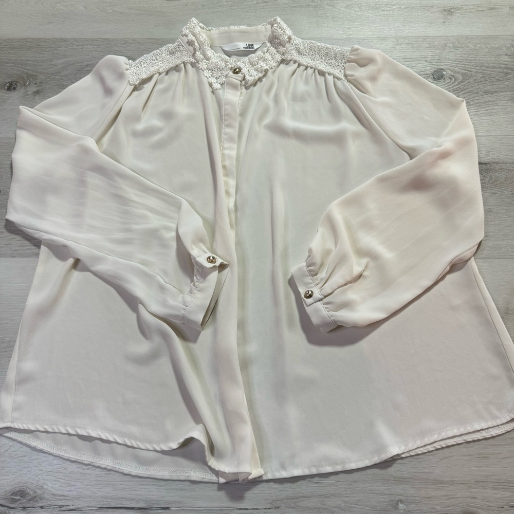 Love Youkki Feminine Lace Detail Ivory Button Up Blouse, Estimated Size Medium - Picture 3 of 11